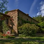 Restored Country Estate Between Tuscany And Umbria בית נופש