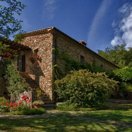 Restored Country Estate Between Tuscany And Umbria Сasa de vacaciones
