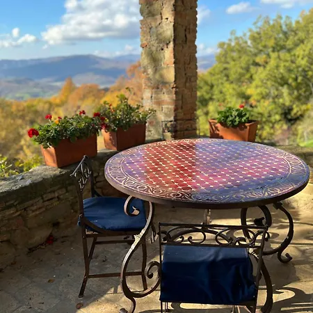 Сasa de vacaciones Restored Country Estate Between Tuscany And Umbria Preggio