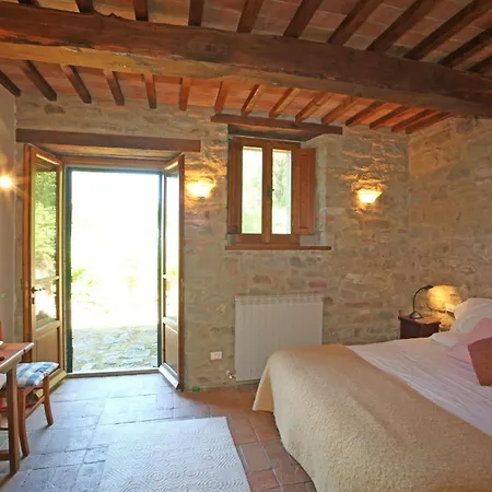 Restored Country Estate Between Tuscany And Umbria * Preggio